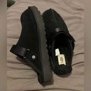 Black Lanah UGGs